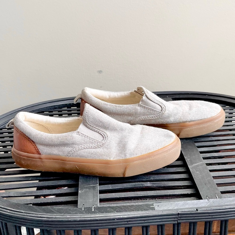 Old Navy Oatmeal Tan Denim Style Slip Ons - Picture 4 of 7